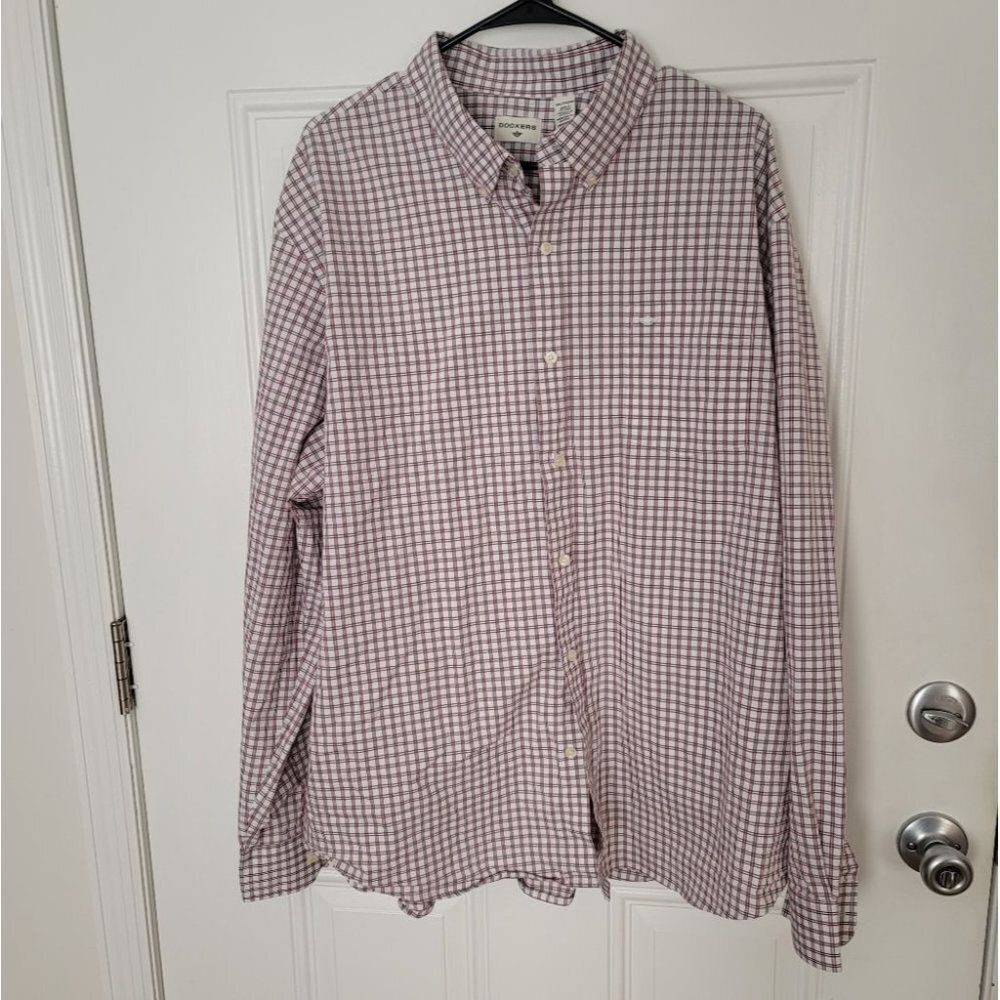 Docker button up - Picture 1 of 4